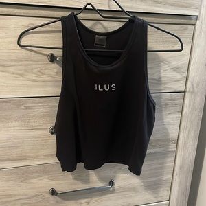 ILUS WORK OUT TANK TOP NEW